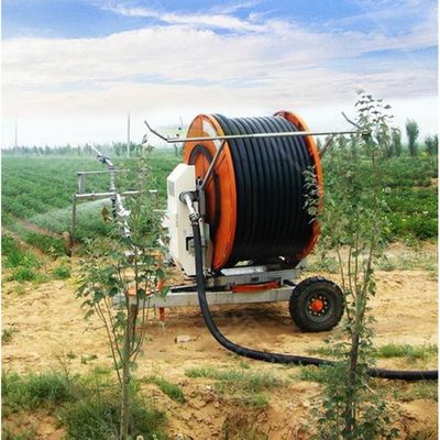 現代の農場 農業ピボット灌輸機械 移動灌輸機 軌道の灌輸設備システム 重量KG 1800