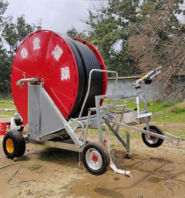 560*435*264 メタル移動スプリングラーホースロール付きの農業灌輸機械