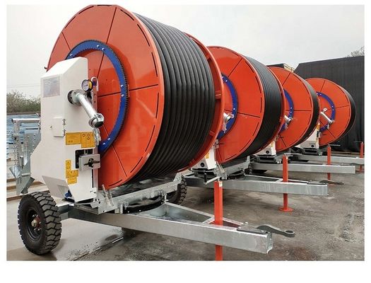 農業移動灌輸器 固いホースリール灌輸スプリンクラー機 210V 最大の灌輸効率のために