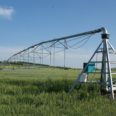 2200 KG 中枢回転灌輸システム 農業における水の使用のための究極の解決策