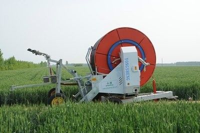 管巻き灌流器 調整可能なスプレーパターン直径 236cmの多種多様な自動灌流設備 IoT テクノロジー