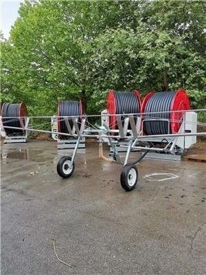 調節可能なスプレー農業ホースリール灌輸システム 先進技術とトラスを持つ汎用的な灌輸ソリューション