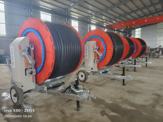 頑丈なトランス 含有 農業のための先進的で強力なホースリール灌輸システム 直径 236cm