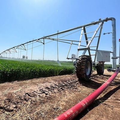 横動噴霧機 耐久性農業 4000 kg 負荷容量を持つ転移噴霧器灌輸ライン