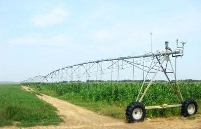 精密灌輸 容易な横移灌輸器 水スマート農業用 3800 KG