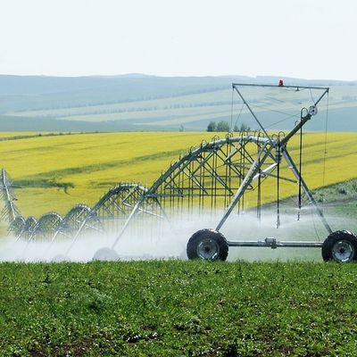 アップグレード あなたの灌水システム 尖端 16.8cm 直径 効率性 横向きに移動 効率性の比類のない灌水器
