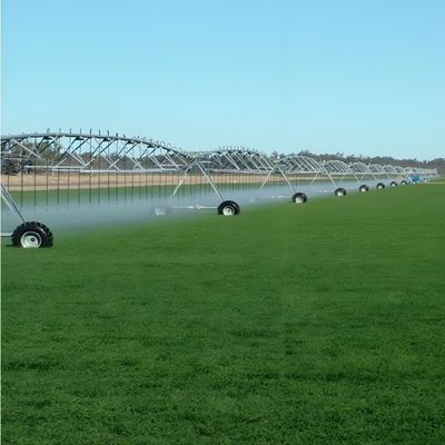 先進的な農業 水節約線形移動センターピボット横向き牽引システム