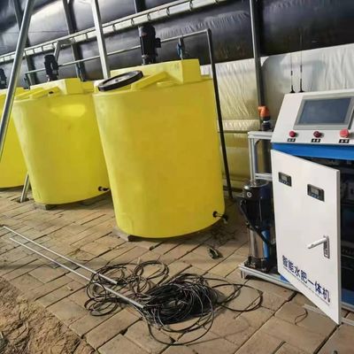 現代の農業におけるプラスチック滴滴灌輸システムのためのカスタマイズされたインテリジェント水と肥料統合機械