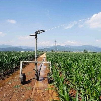管巻き灌流器 調整可能なスプレーパターン直径 236cmの多種多様な自動灌流設備 IoT テクノロジー